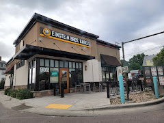 Coffee shop near Cozy Motel